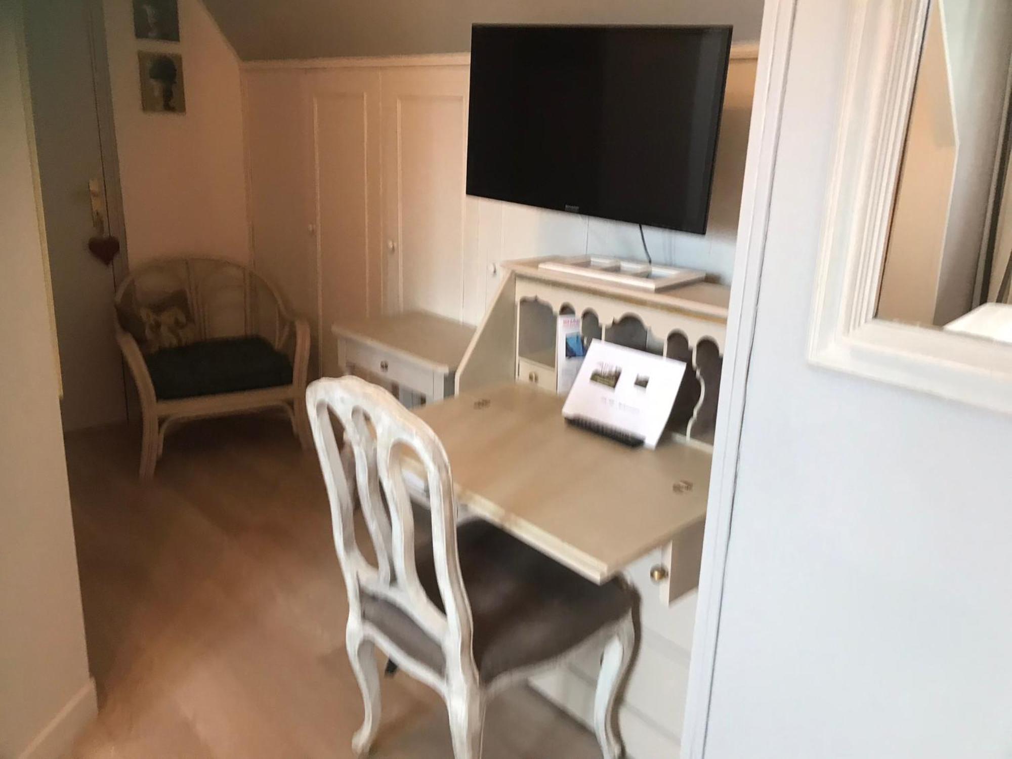 Bed and Breakfast Les Chaumieres Du Pays D'Auge Le Breuil-en-Auge Экстерьер фото