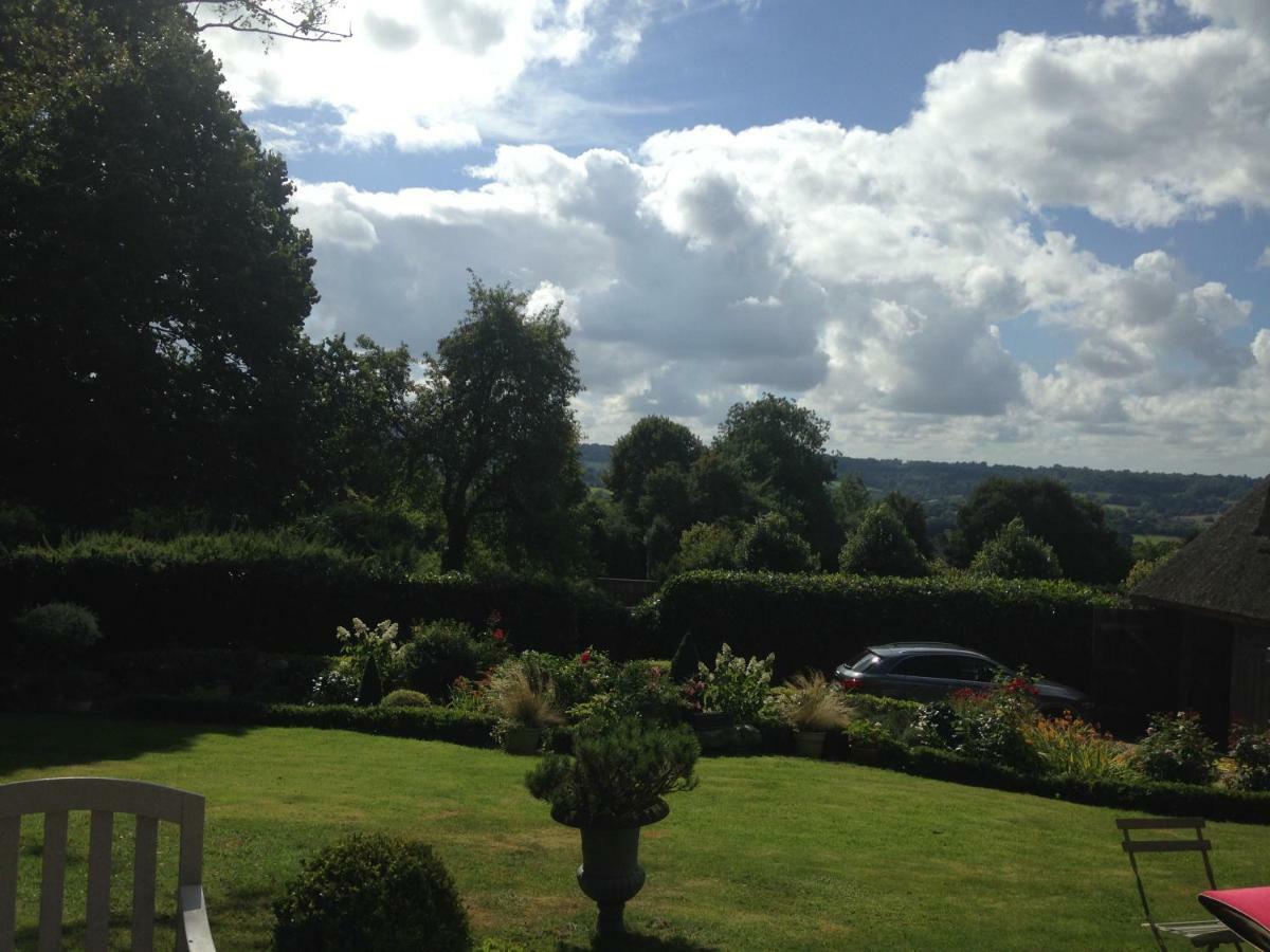 Bed and Breakfast Les Chaumieres Du Pays D'Auge Le Breuil-en-Auge Экстерьер фото
