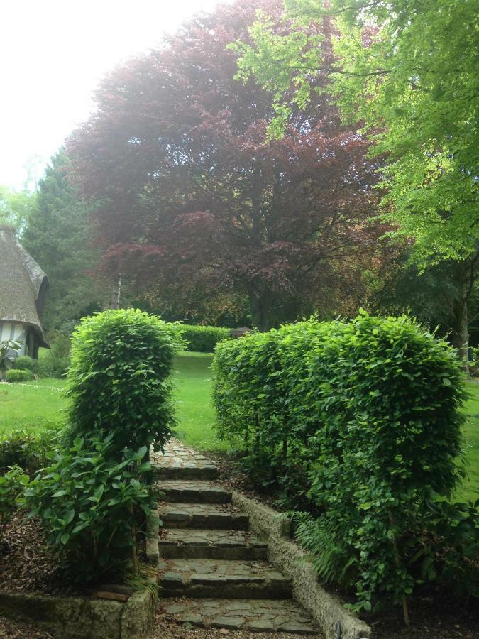 Bed and Breakfast Les Chaumieres Du Pays D'Auge Le Breuil-en-Auge Экстерьер фото