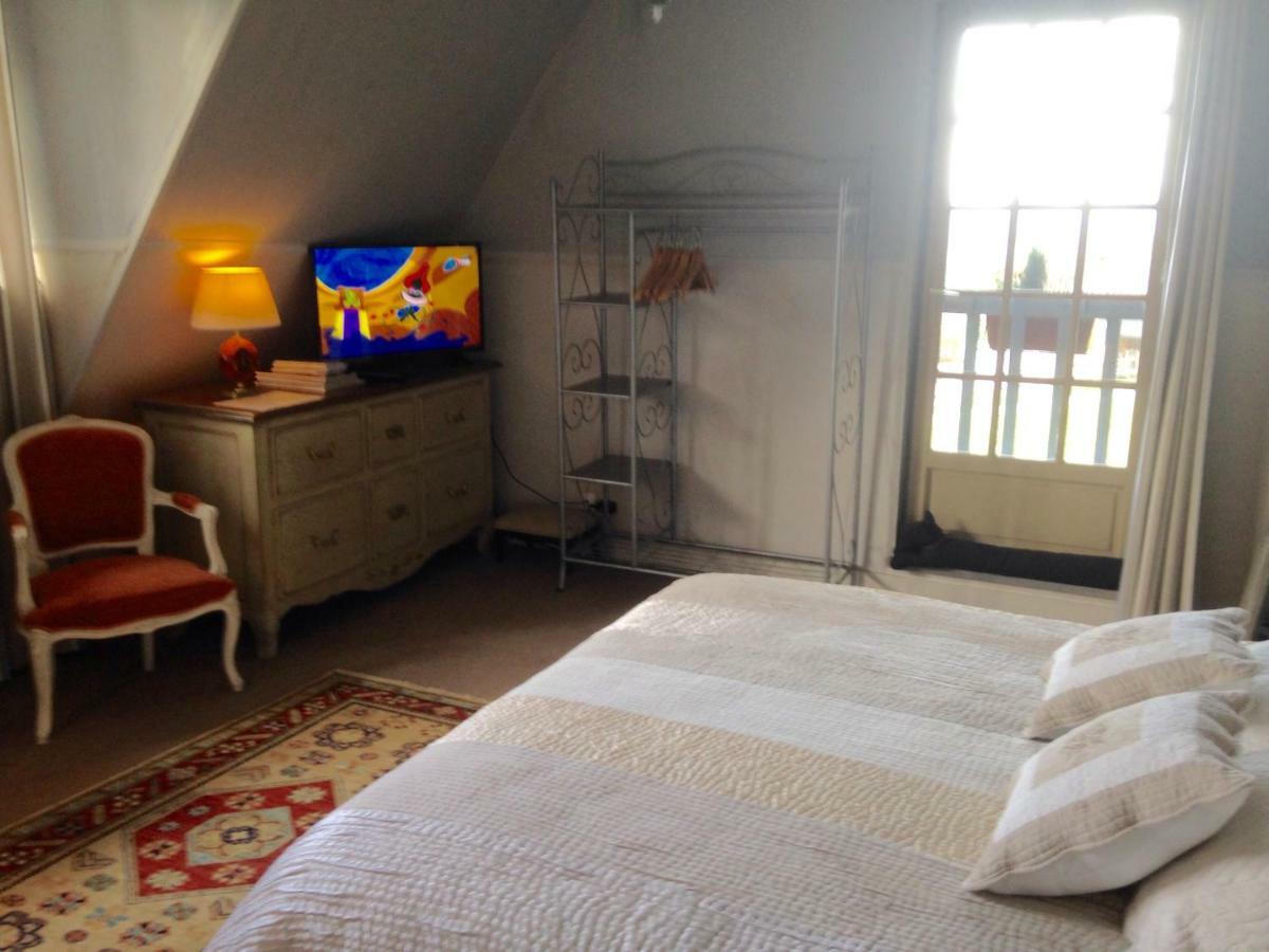 Bed and Breakfast Les Chaumieres Du Pays D'Auge Le Breuil-en-Auge Экстерьер фото